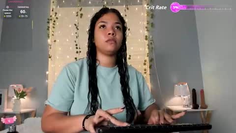  S O P H I A  online show from 01-12-26, 12:10