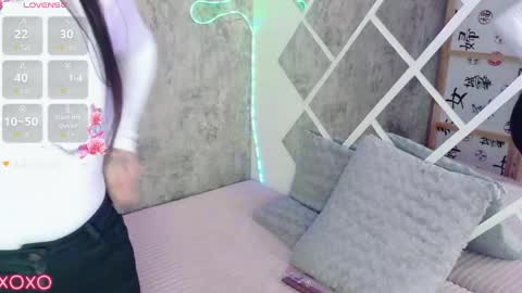 Sophie online show from 05-02-26, 02:00