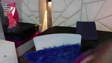 Snapshot of sophiaa_7 chatting on 10-02-25, 11:17 Sophi online show from 10-02-25, 11:17