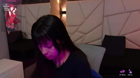 Snapshot of sophiaa_7 chatting on 11-04-25, 11:20 Sophi online show from 11-04-25, 11:20