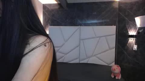 Snapshot of sophiaa_7 chatting on 02-19-26, 06:37 Sophi online show from 02-19-26, 06:37