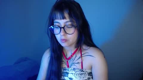 Snapshot of sophiaa_7 chatting on 03-28-26, 01:27 Sophi online show from 03-28-26, 01:27