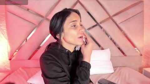 Snapshot of sophiaa_paris chatting on 04-12-26, 03:11 Sophia Paris online show from 04-12-26, 03:11
