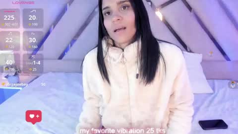Snapshot of sophiaa_paris chatting on 05-01-26, 04:28 Sophia Paris online show from 05-01-26, 04:28