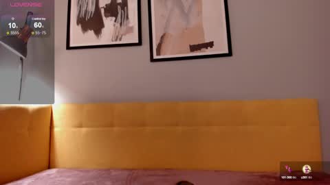 Sophia online show from 01-21-25, 01:39