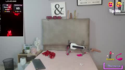 Snapshot of sophiabedford chatting on 04-24-26, 03:14 Sophia Bedford online show from 04-24-26, 03:14