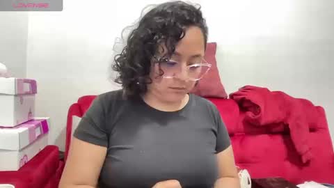 sophiaburton online show from 09-11-25, 11:16