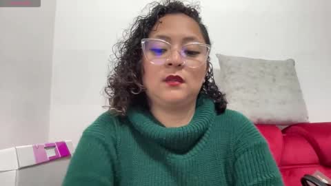 sophiaburton online show from 09-14-25, 04:22