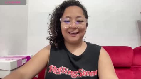sophiaburton online show from 09-19-25, 11:44