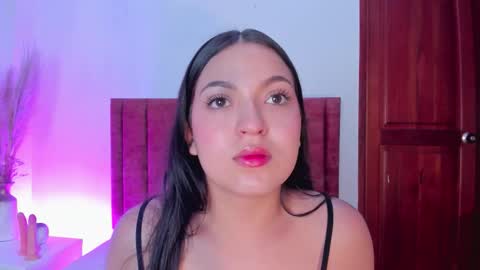 sophiacolliins online show from 09-25-25, 11:36