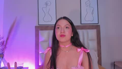 sophiacolliins online show from 09-29-25, 06:13