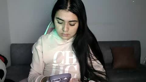 sophia online show from 06-23-26, 04:27