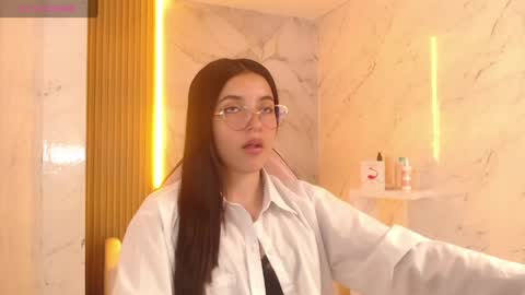 sophiadoll_tf online show from 05-07-26, 01:16