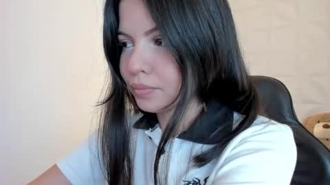 Sophia Howland online show from 04-24-26, 09:39