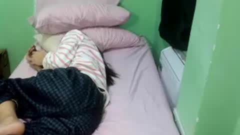 Snapshot of sophialaurel chatting on 07-14-26, 06:35 sophialaurel online show from 07-14-26, 06:35