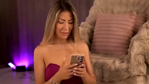 Sophie online show from 06-16-26, 03:09