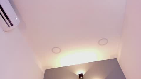 Sofi online show from 01-31-25, 06:14