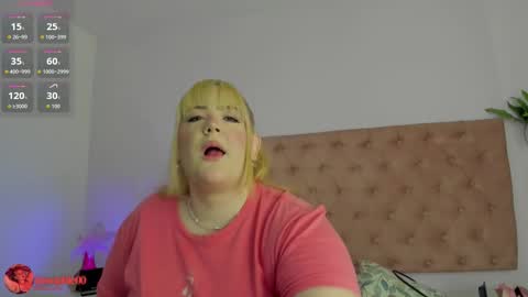 Snapshot of sophiarossee chatting on 02-18-26, 12:23 Sofi online show from 02-18-26, 12:23