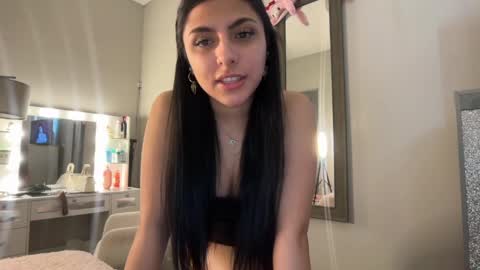 Sophia online show from 04-10-26, 03:17