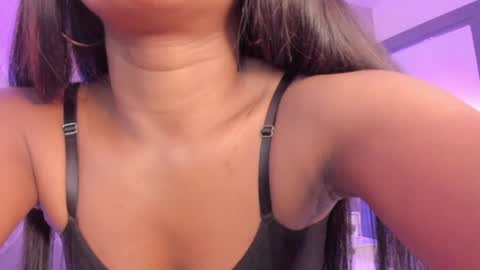 SophiaSmiths online show from 05-08-26, 11:10
