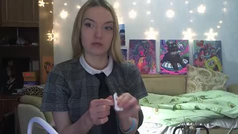 Snapshot of sophiasonata chatting on 01-13-25, 12:24 SophiaSonata online show from 01-13-25, 12:24