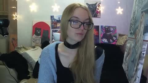 SophiaSonata online show from 10-31-25, 01:56