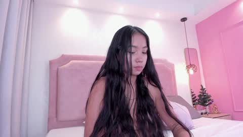 SOPHIA online show from 12-20-24, 04:25