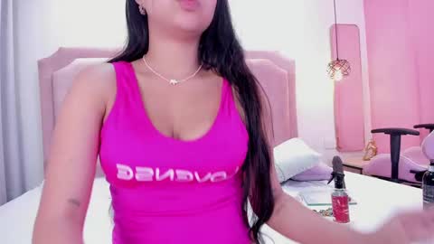SOPHIA online show from 02-19-25, 04:44