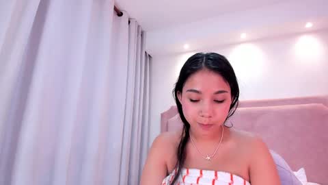 SOPHIA online show from 02-26-25, 07:38