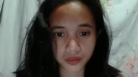 sophie_193 online show from 02-03-26, 05:40