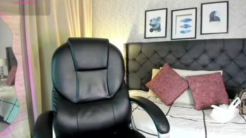sophie__blare online show from 06-17-26, 07:15