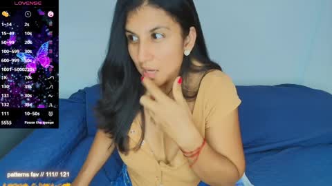 Snapshot of sophie__walker chatting on 04-08-26, 07:03 Sophia online show from 04-08-26, 07:03