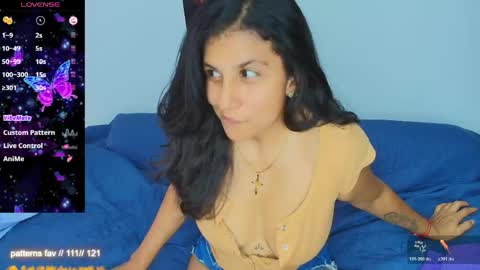 Snapshot of sophie__walker chatting on 04-18-26, 08:20 Sophia online show from 04-18-26, 08:20