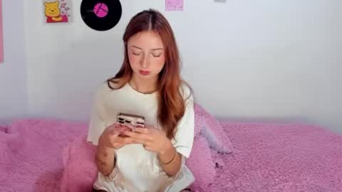 Sophie online show from 06-05-26, 06:52