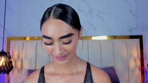 Snapshot of sophie_deargb chatting on 02-21-25, 07:43 Sofia santodomingo online show from 02-21-25, 07:43