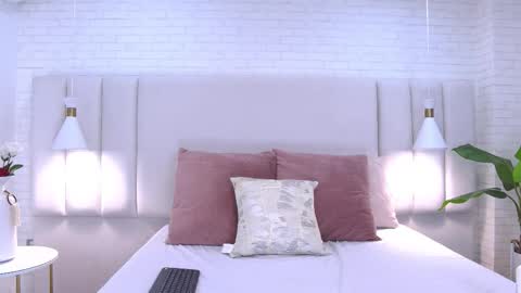 Sofia  santodomingo online show from 11-01-25, 08:00