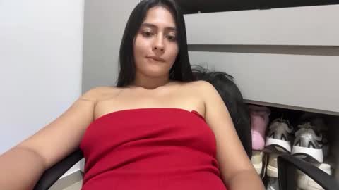 Snapshot of sophie_foxxx chatting on 05-30-26, 12:41 Sophie online show from 05-30-26, 12:41