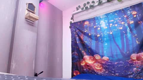 sophie online show from 10-20-25, 11:54