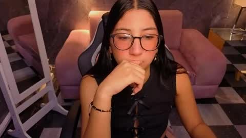 sophie_jones_b online show from 05-02-26, 12:32