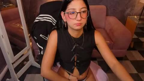 sophie_jones_b online show from 05-08-26, 01:38
