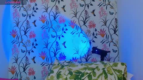 Sophie or Sof online show from 02-04-25, 05:34