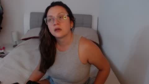 Sofa online show from 07-20-26, 04:16