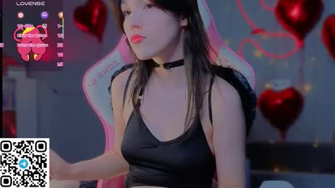 Snapshot of sophie_nomenal_ chatting on 02-14-26, 09:39 sophie_nomenal_ online show from 02-14-26, 09:39