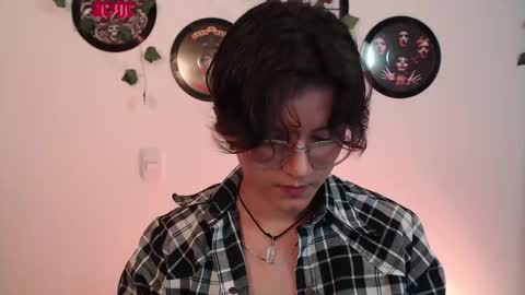 sophie_ross1 online show from 09-19-25, 03:08
