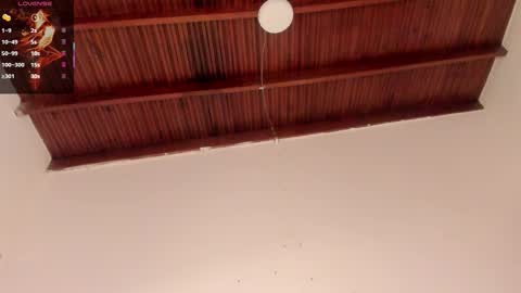 sophie_smith19 online show from 09-29-25, 04:39