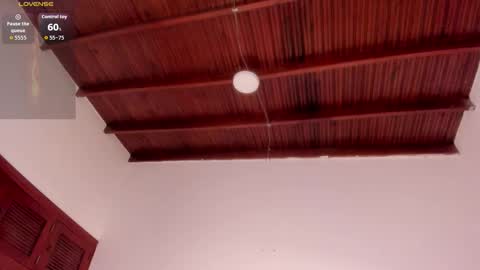 sophie_smith19 online show from 12-15-25, 12:53