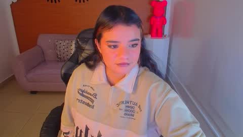 Sofia online show from 12-21-24, 11:11
