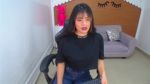 Sofia online show from 02-11-25, 10:39