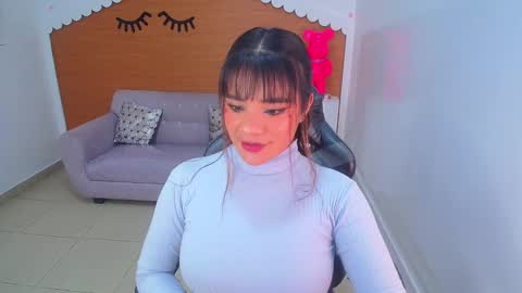 Sofia online show from 02-14-25, 11:21