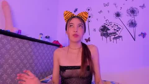 Sophie online show from 04-29-26, 10:49